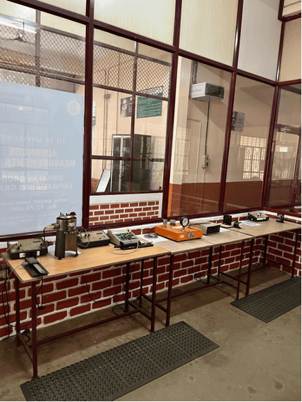 Instrumentation Lab Pic1