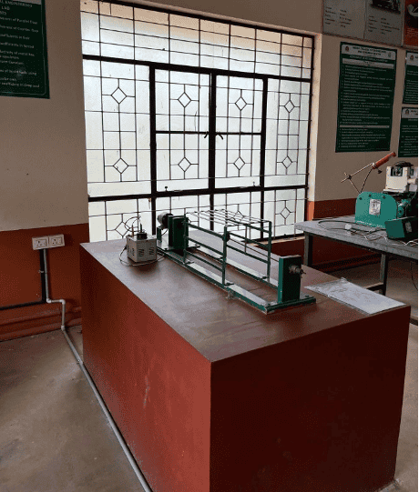 Mechanical Engineering Lab Pic1